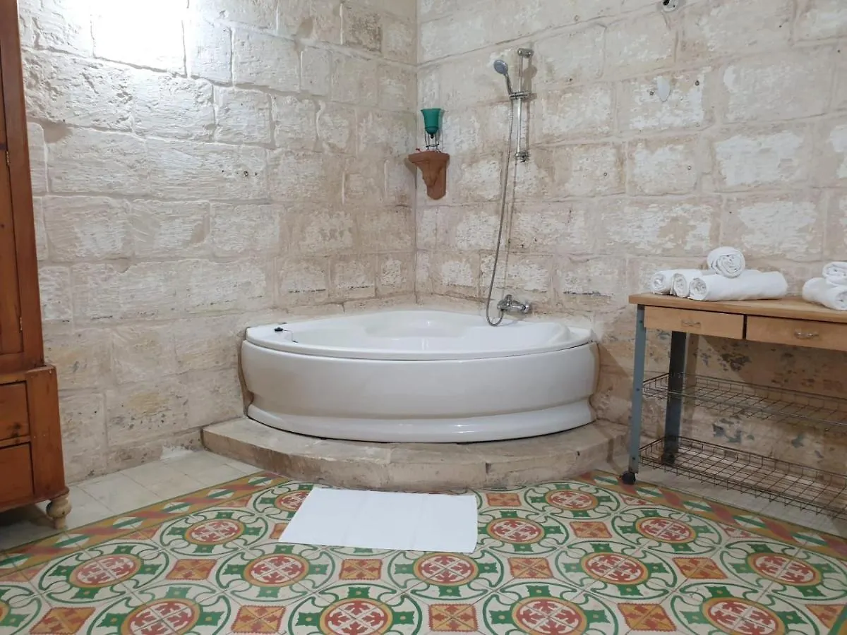 Tifkira Villa Birgu 0*,